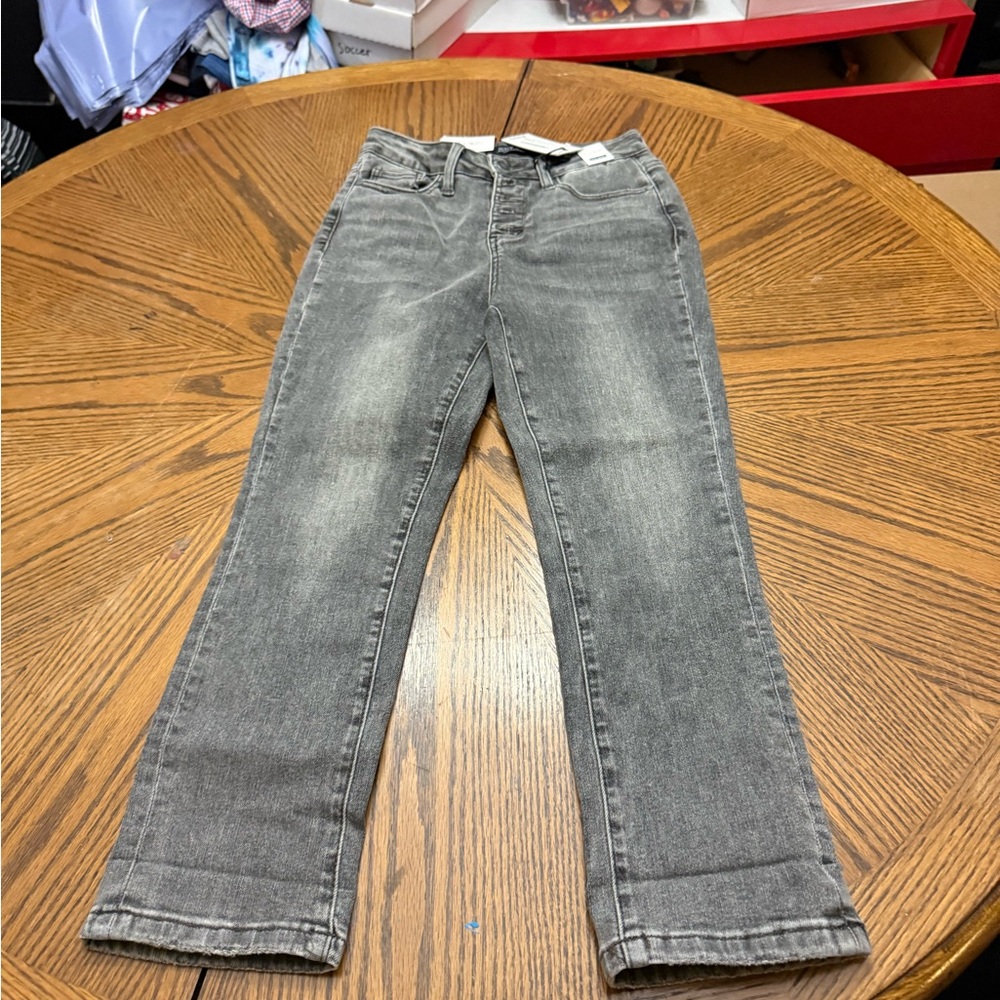 New with Tags Judy Blue Washed Gray Straight-Leg Jeans